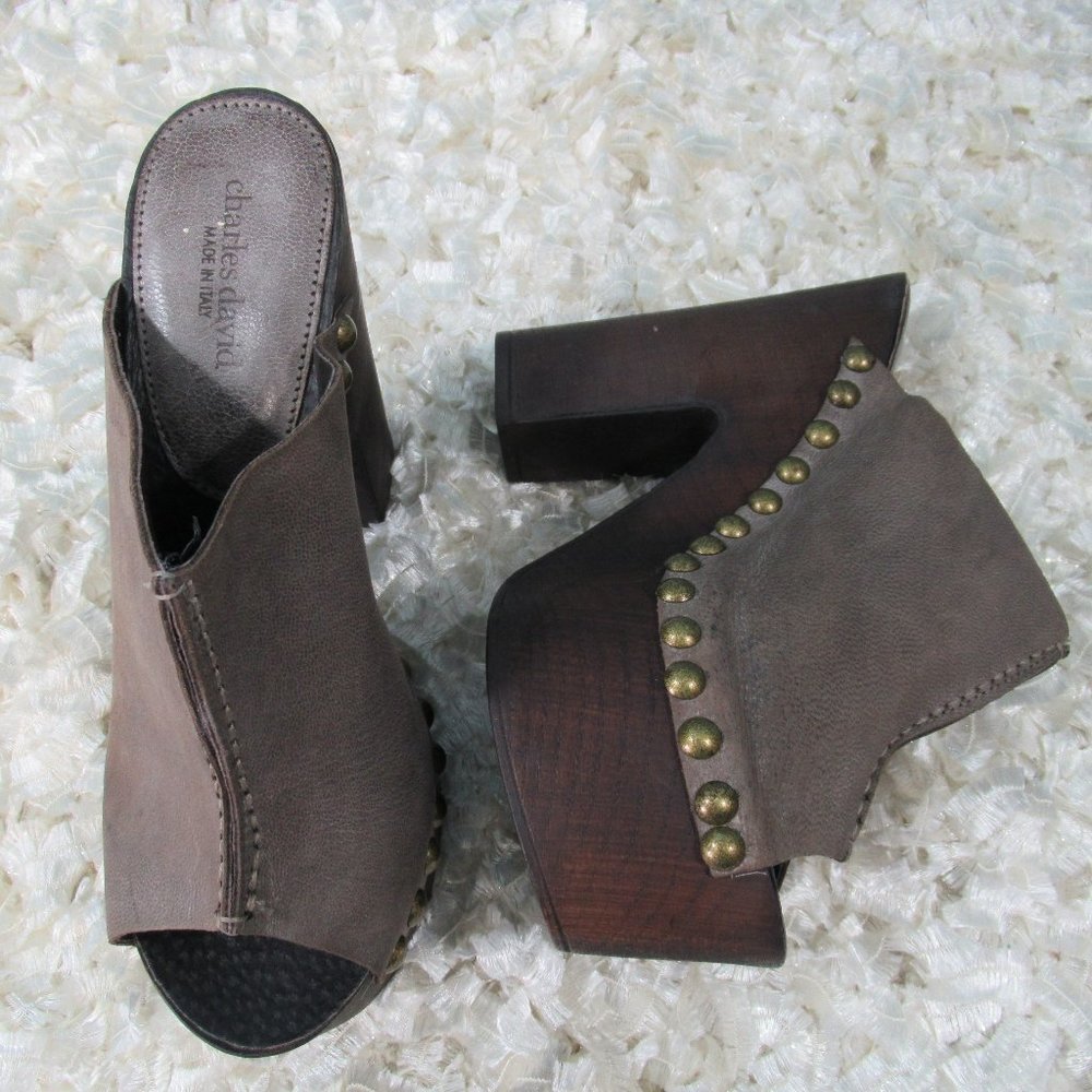 Charles David Gray Leather Clog